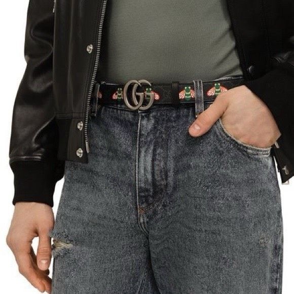 GUCCI GG SUPREME UNISEX BEE LEATHER BELT - Picture 7 of 8